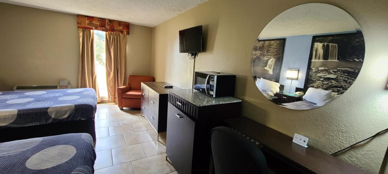 Hotel Fairview And 2*